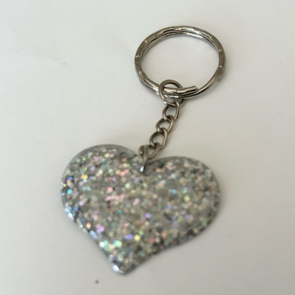 NWT Iridescent Silver Glitter Heart Keychain